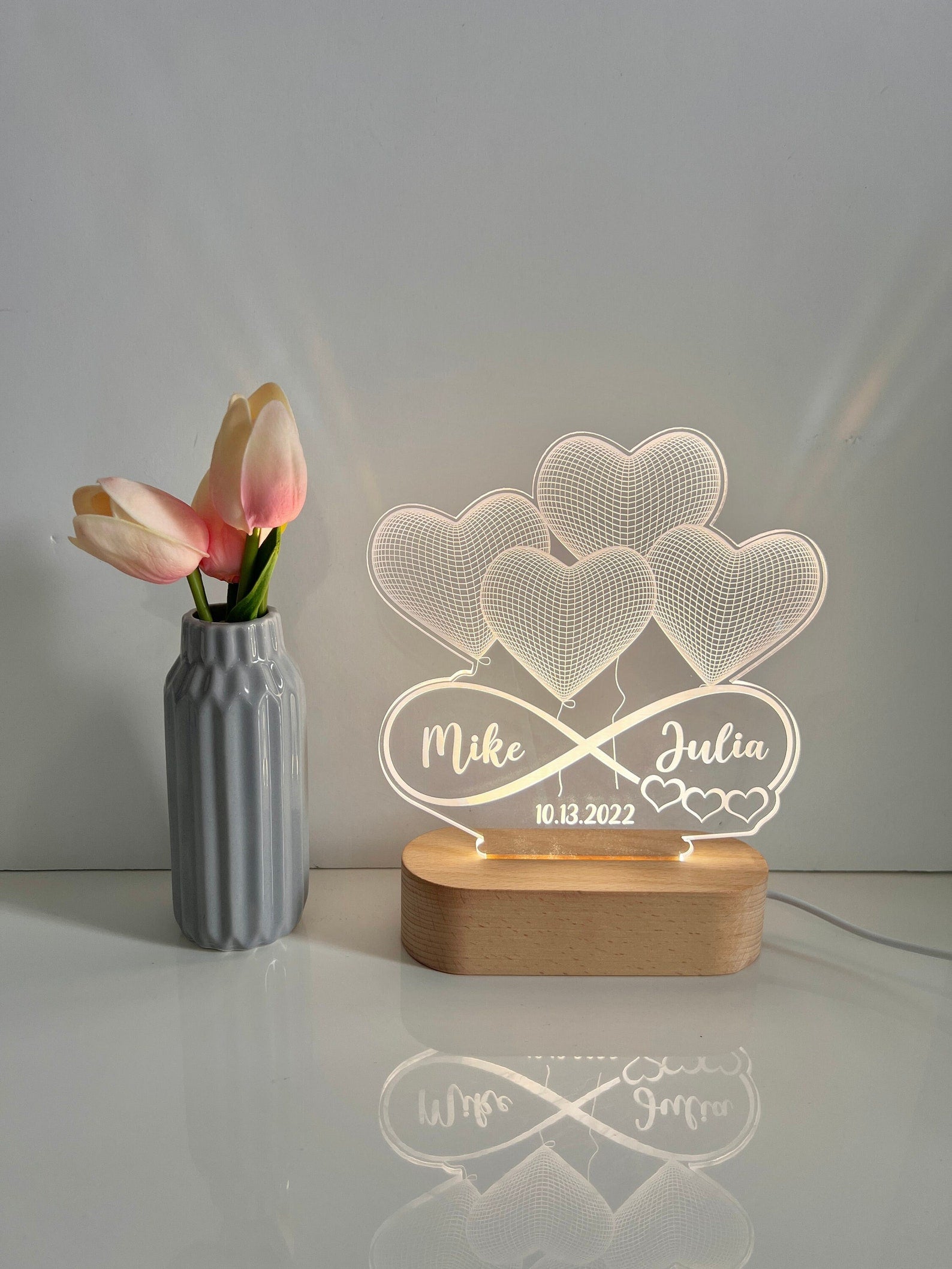 Personalized Light Up Photo Frame Heart Shaped Valentines Night Lamp USB Powered Perfect for Valentine&