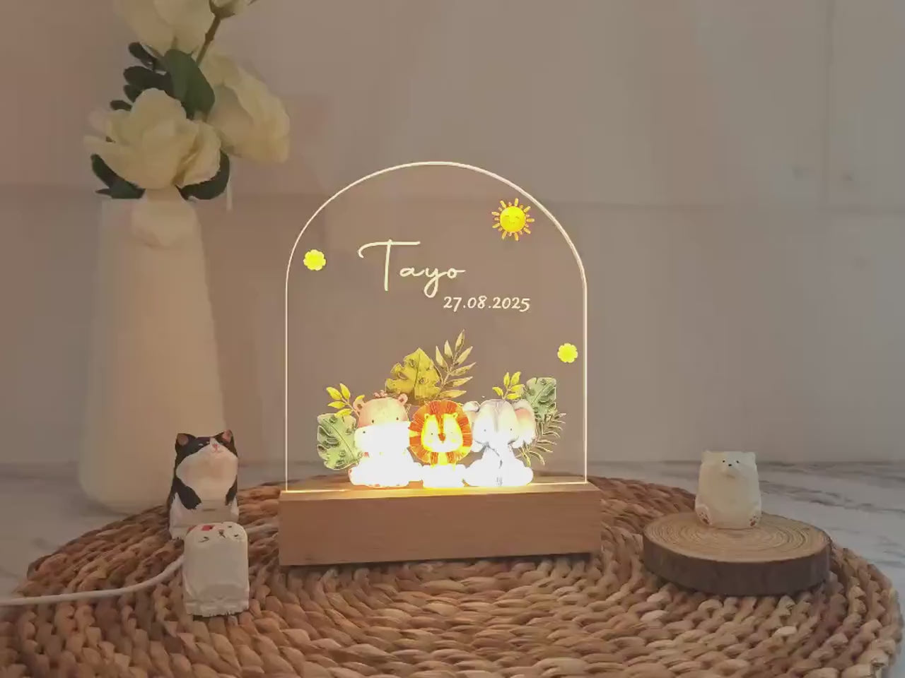 Personalised LED Animal Lamp,Safari Jungle Animals Light,Animals Night Lamp,Birth Gift for Kids,Baby Bedside Lamp,1st Birthday Gift.