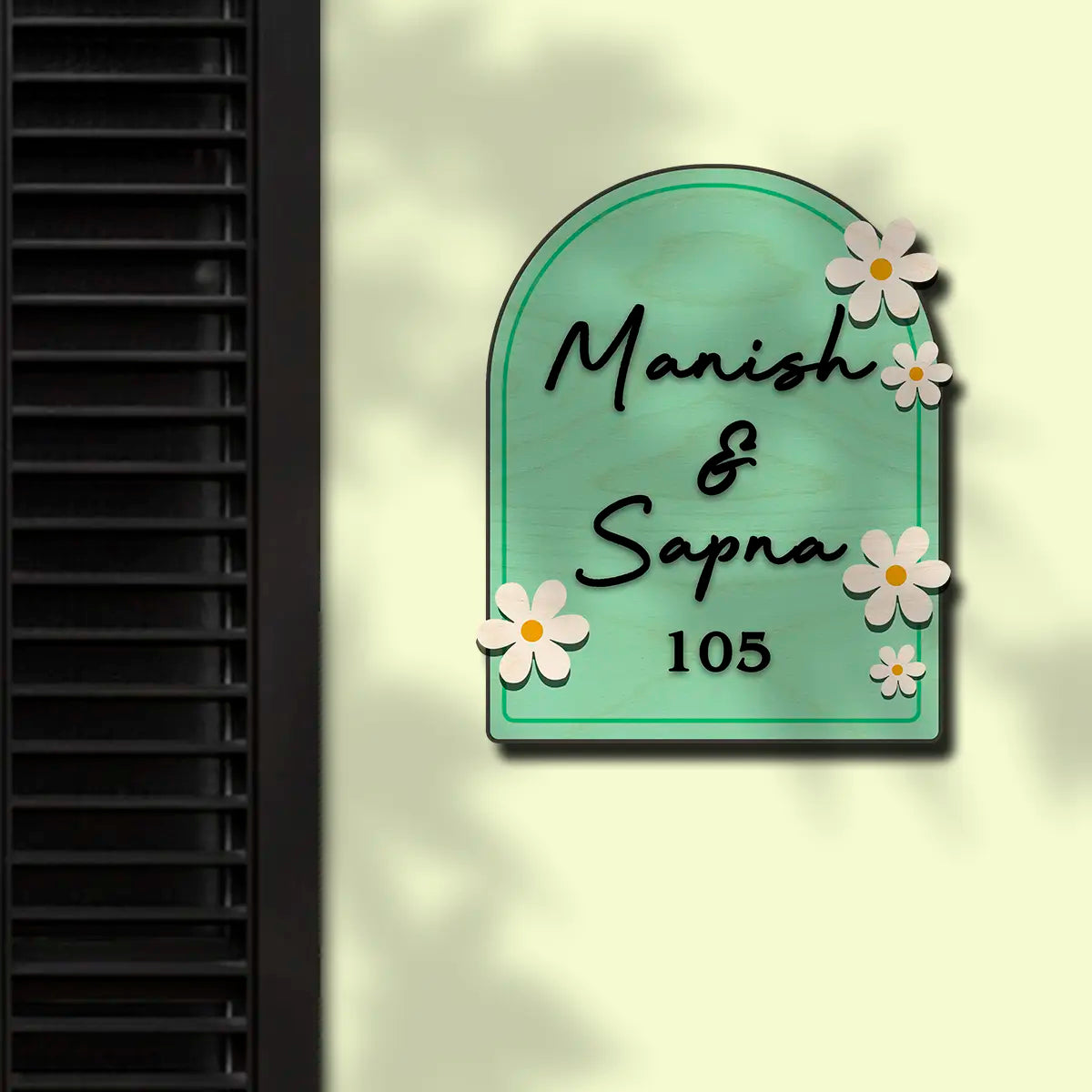 Modern Round Wooden Nameplate with 3D Acrylic Letters | Custom Made Wooden Nameplate with Daisy Charm | Personalized | 11X14 Inch(Copy)