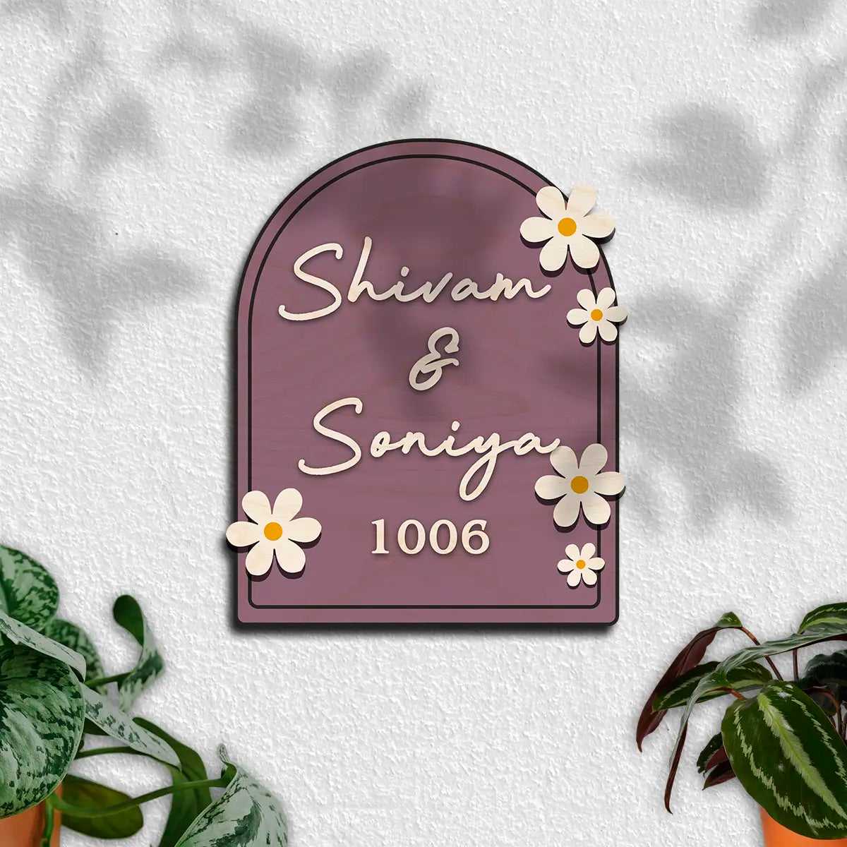 Modern Round Wooden Nameplate with 3D Acrylic Letters | Custom Made Wooden Nameplate with Daisy Charm | Personalized | 11X14 Inch(Copy)